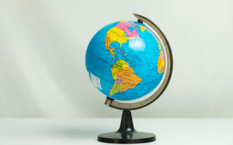 Table globe