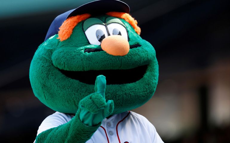 lets-figure-out-if-you-know-sports-mascots.jpg