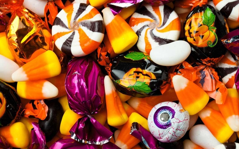 choose-your-favorite-scary-movies-and-well-tell-you-your-next-halloween-costume.jpg