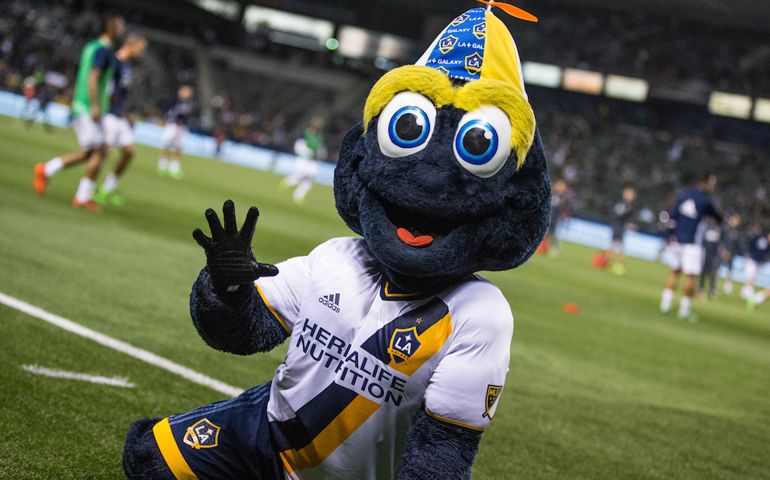 lets-figure-out-if-you-know-sports-mascots.jpg