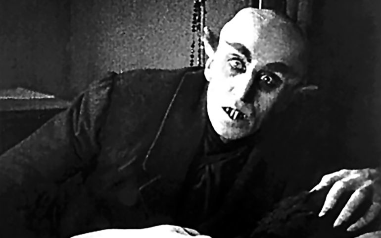 choose-your-favorite-scary-movies-and-well-tell-you-your-next-halloween-costume.jpg