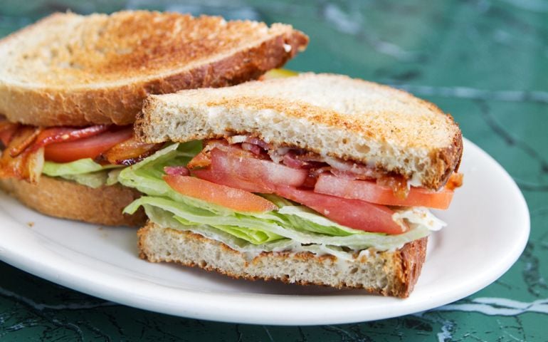 well-tell-you-how-american-you-are-by-identifying-these-foods.jpg