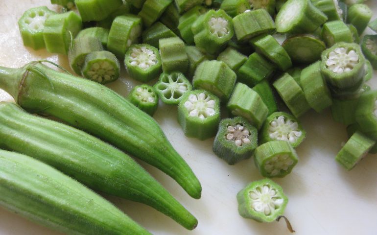 well-tell-you-how-american-you-are-by-identifying-these-foods.jpg