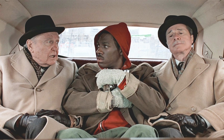 tell-us-favorite-christmas-movies-well-give-dream-toy.jpg