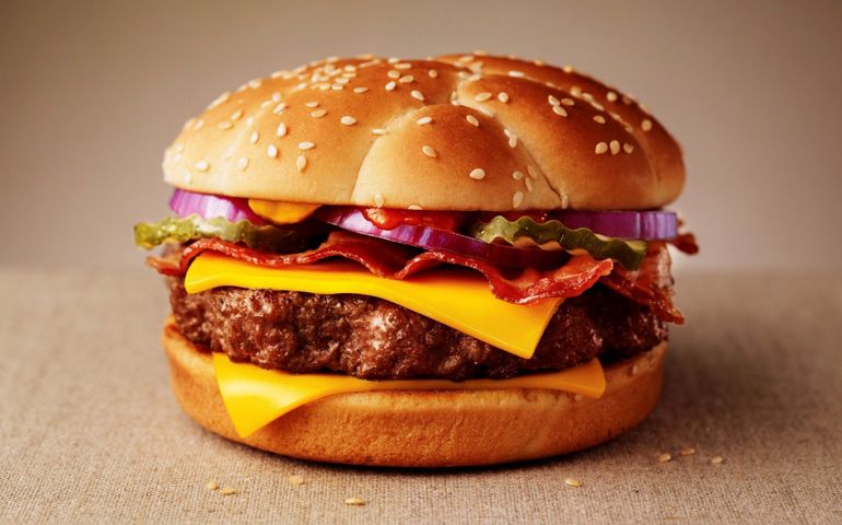 fast-food-quiz-can-you-guess-these-facts.jpg