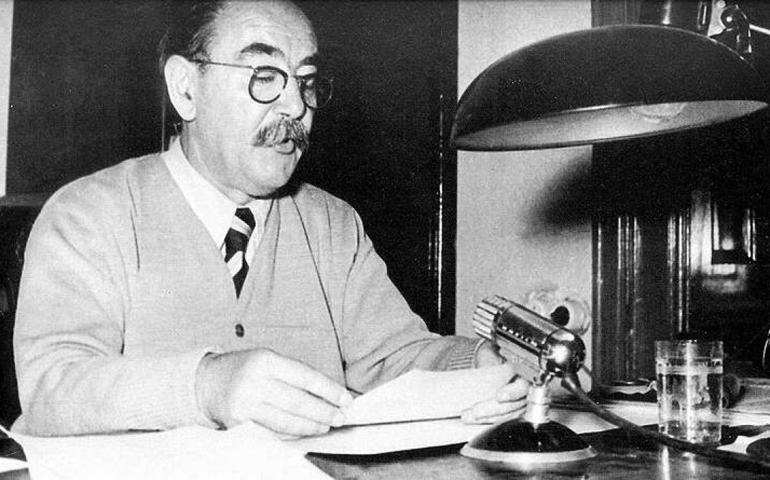 can-you-answer-these-questions-about-the-cold-war.jpg