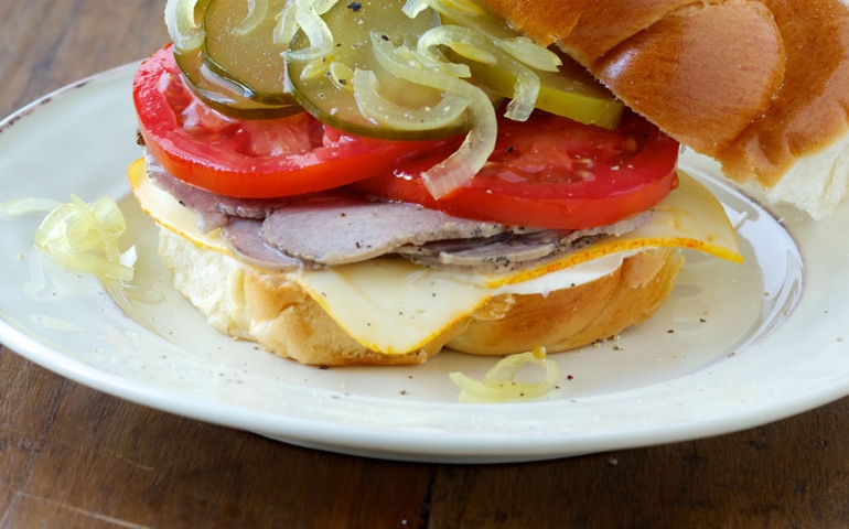 can-you-guess-these-types-of-sandwiches.jpg