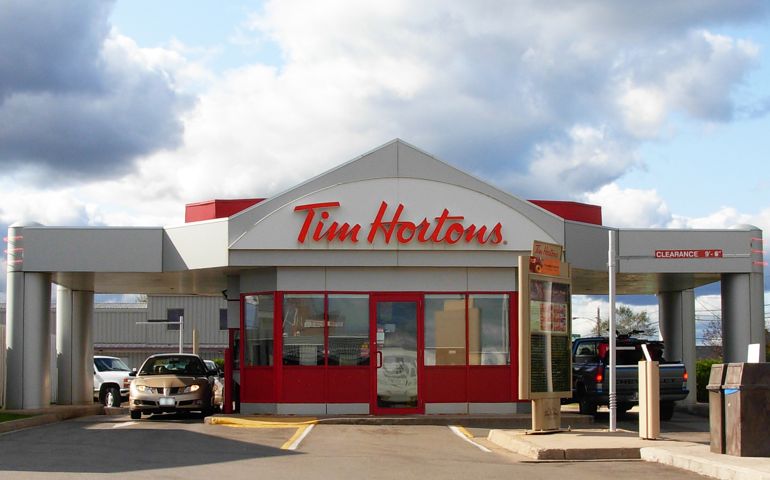 fast-food-quiz-can-you-guess-these-facts.jpg