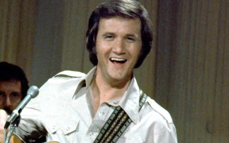 can-you-name-these-classic-country-crooners.jpg