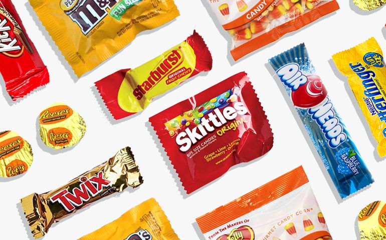 can-you-guess-the-most-popular-halloween-candy-in-your-state.jpg
