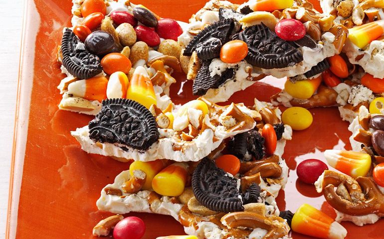 can-you-guess-the-most-popular-halloween-candy-in-your-state.jpg