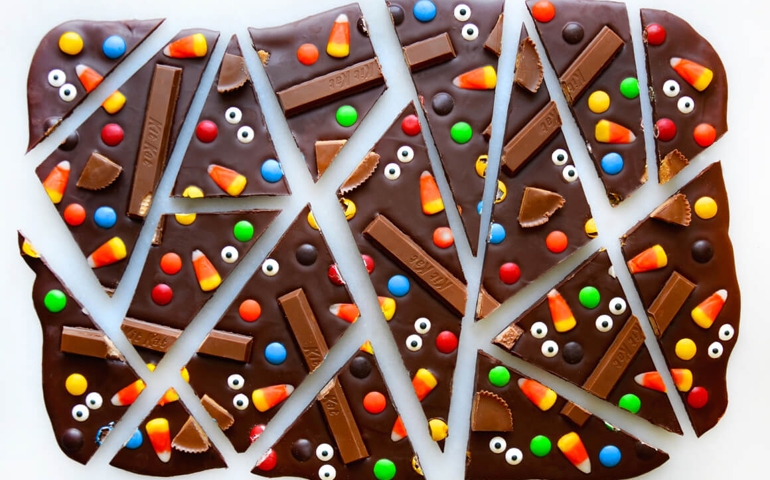 can-you-guess-the-most-popular-halloween-candy-in-your-state.jpg