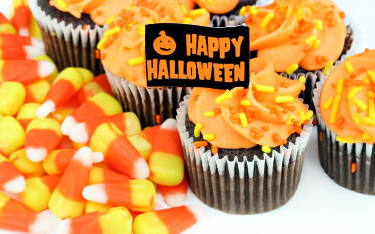 can-you-guess-the-most-popular-halloween-candy-in-your-state.jpg