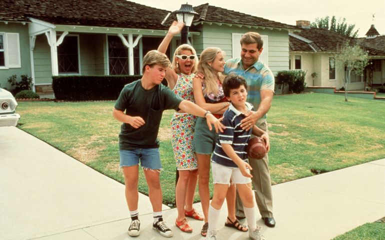 can-you-identify-these-1980s-tv-shows-by-just-one-image.jpg