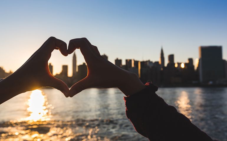 how-much-do-you-know-about-valentines-day-history.jpg