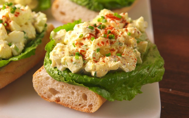 what-does-what-you-eat-say-about-your-age.jpg