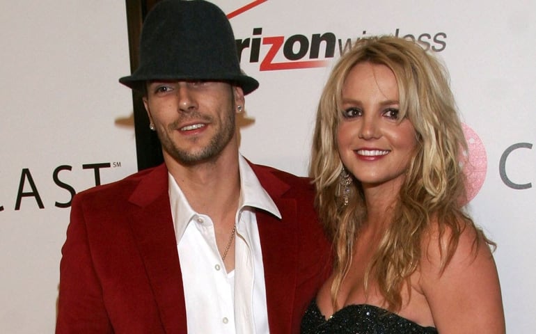 do-you-remember-the-history-of-the-aughts-2000s.jpg