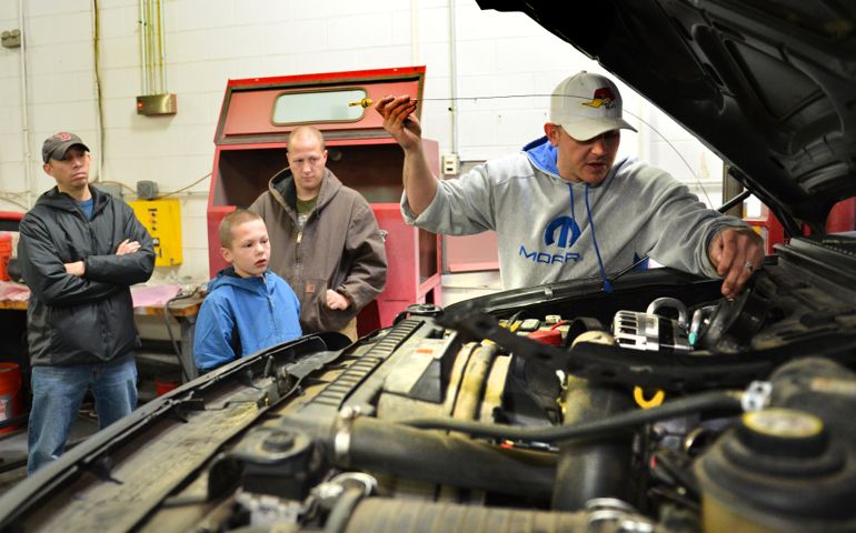 how-well-do-you-know-your-cars-engine.jpg