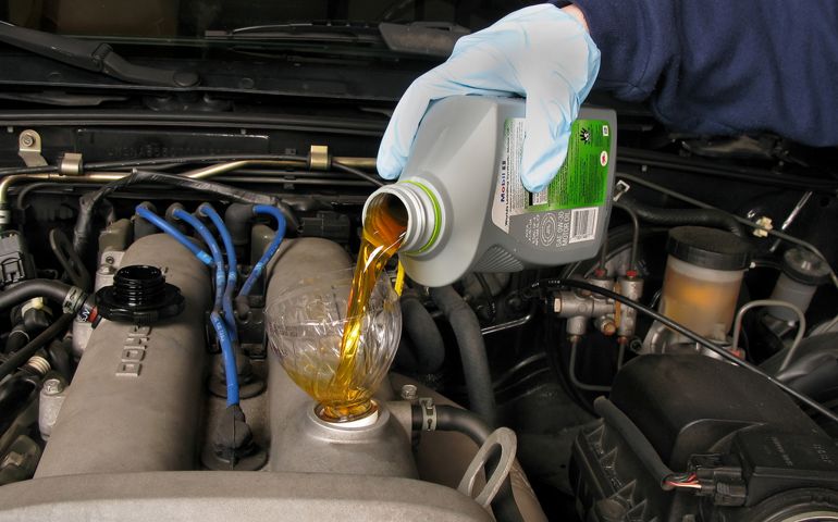 how-well-do-you-know-your-cars-engine.jpg