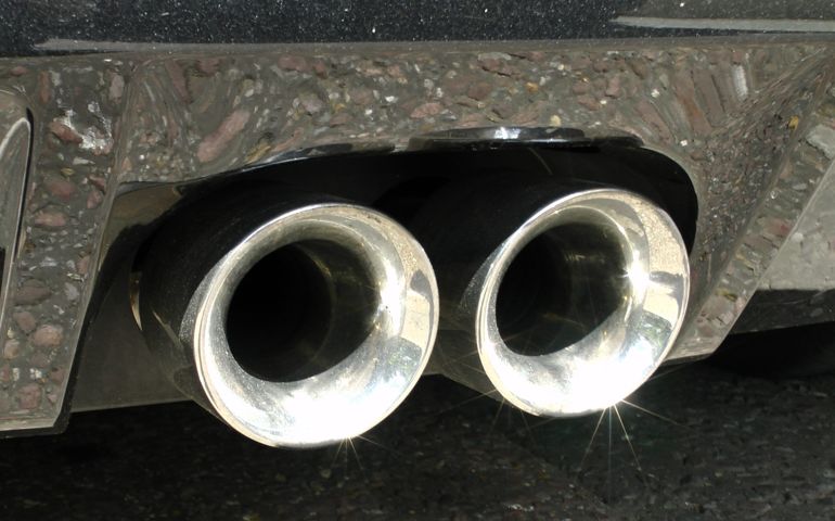how-well-do-you-know-your-cars-engine.jpg
