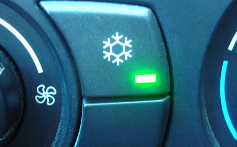 how-well-do-you-know-your-cars-engine.jpg