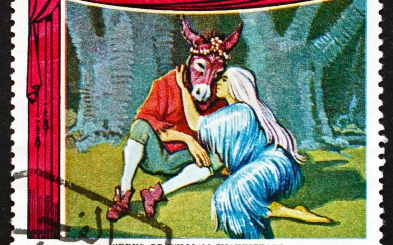 a stamp printed in the Fujeira shows Scene from Midsummer Night's Dream