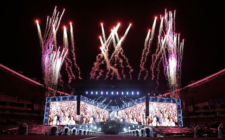 One Direction perform during the 'On the Road Again' World Tour at Allianz Stadium on February 7, 2015 in Sydney, Australia.