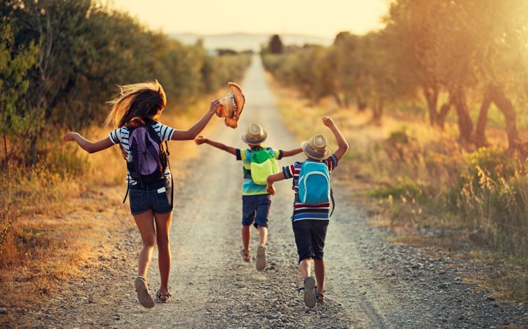 It's Vacations! Three kids running on last day of school. Nikon D810