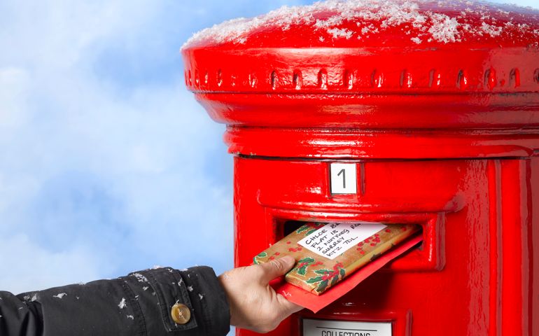 Man posting gifts, close-up