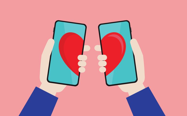 Social Media, Mobile App, Online Messaging, Internet Dating, Couple - Relationship, Dating, Love - Emotion