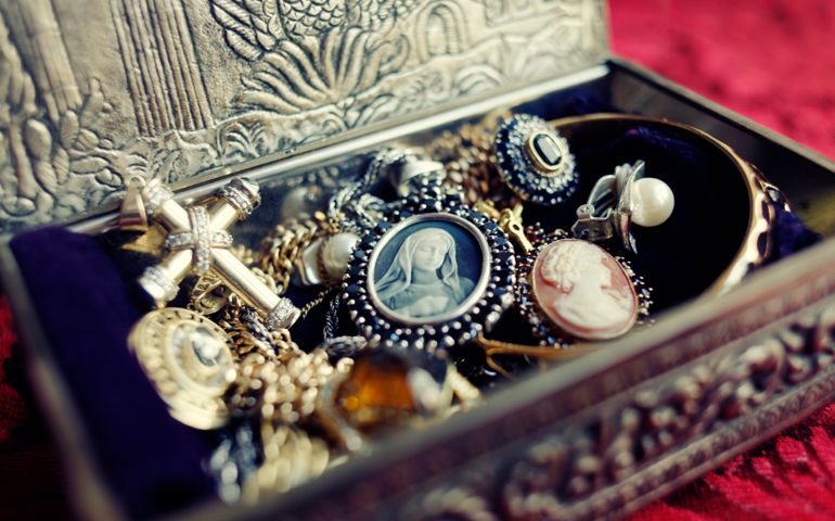 Antique Jewelry Box