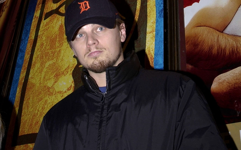Actor Leonardo DiCaprio leaves the Shubert Theater after seeing the musical, "Chicago" on December 10, 2002 in New York City.