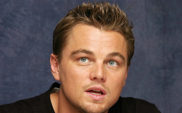 Actror Leonardo DiCaprio speaks with the media at the Beverly Wilshire Hotel on November 16, 2006 in Los Angeles, California.