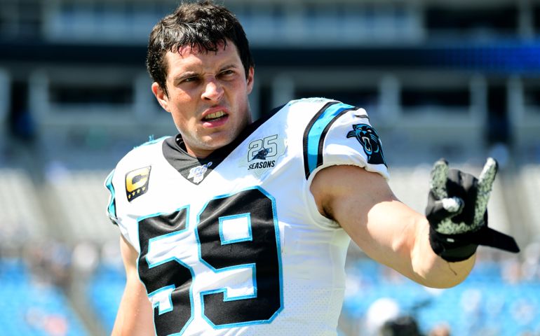 CHARLOTTE, NORTH CAROLINA - SEPTEMBER 08: Luke Kuechly #59 of the Carolina Panthers before their game against the Los Angeles Rams at Bank of America Stadium on September 08, 2019 in Charlotte, North Carolina.