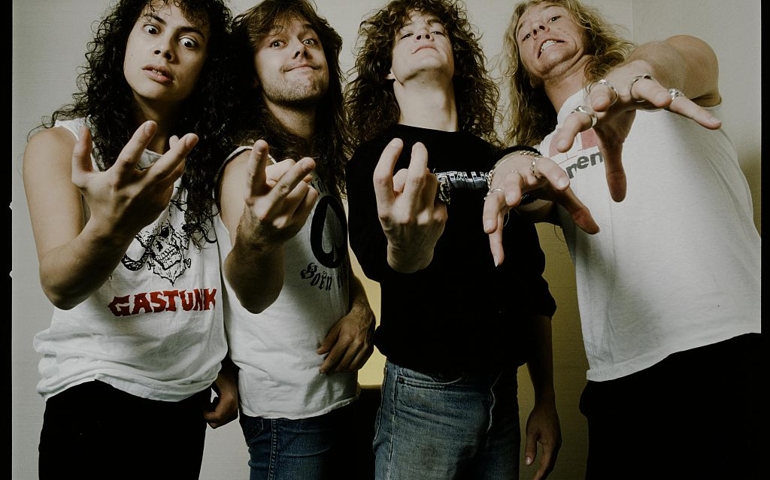 (MANDATORY CREDIT Koh Hasebe/Shinko Music/Getty Images) Metallica in photo session at a hotel, Tokyo, November 1986.