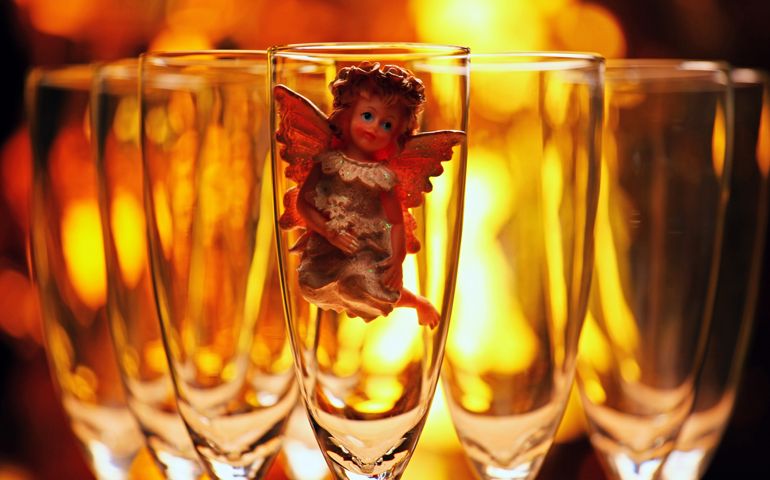wedding champagne glass Angel