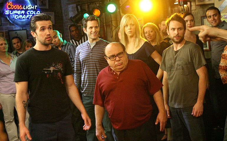 LOS ANGELES, CA - MAY 23: (L-R) Actors Rob McElhenney, Glenn Howerton, Kaitlin Olson, Danny DeVito and Charlie Day act during a dance scene on the set of "It's Always Sunny In Philadelphia" on May 23, 2007 in Los Angeles, California.