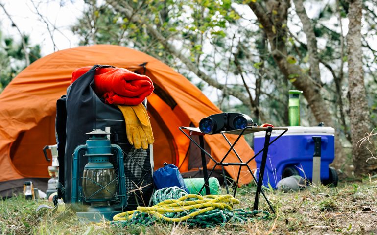 Equipment and accessories for mountain hiking in the wilderness