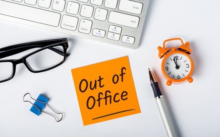 Out of office - memo on office workplace